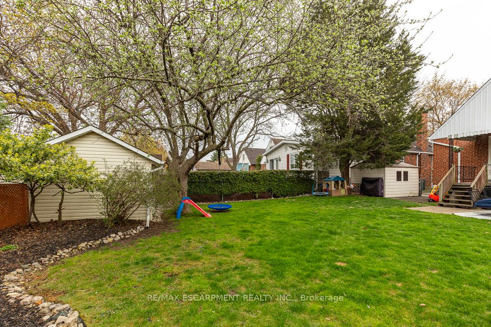 5 Bettina Avenue