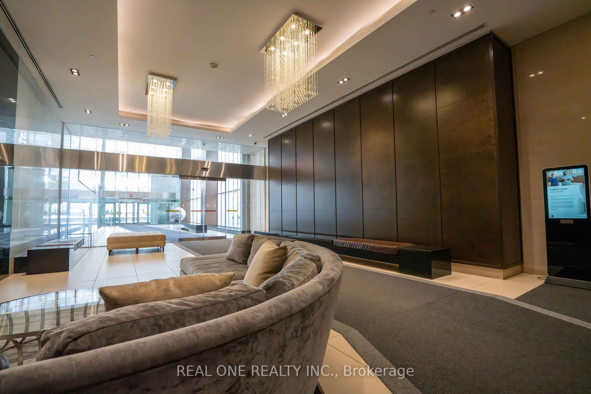 1 Bedroom Condo at 386 Yonge, Toronto For sale
