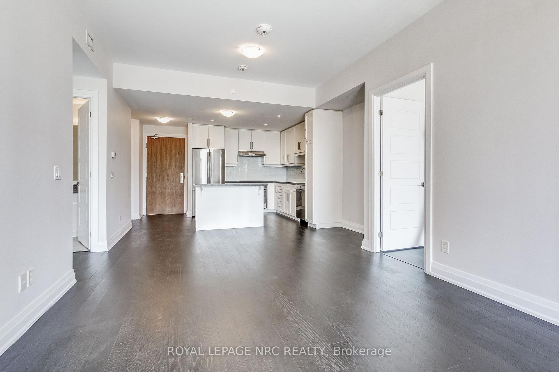 2 Bedrooms Condo at 2025 Maria, Burlington For sale