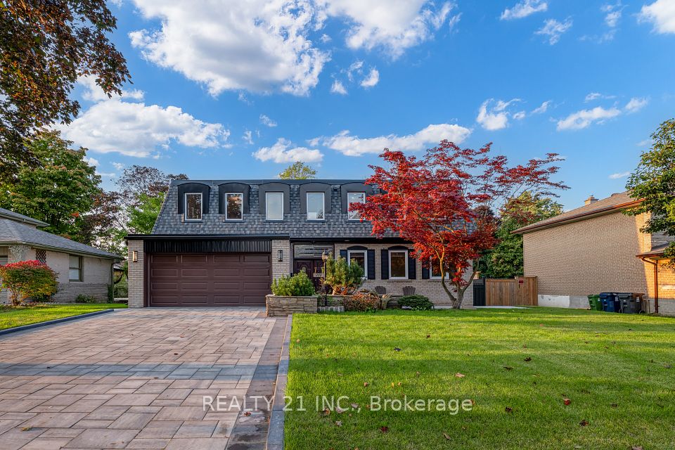 218 Guildwood