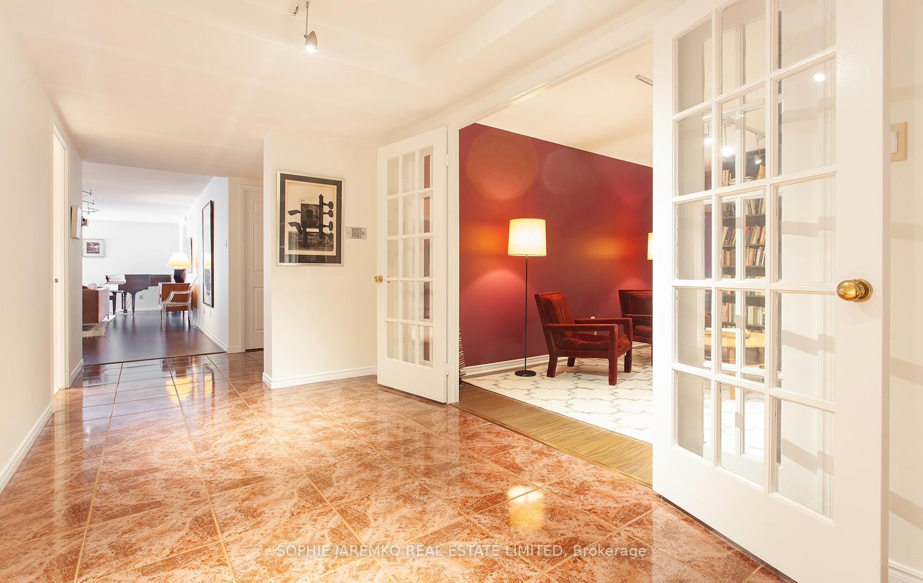 3 Bedrooms Condo at 160 Frederick,  Toronto For sale