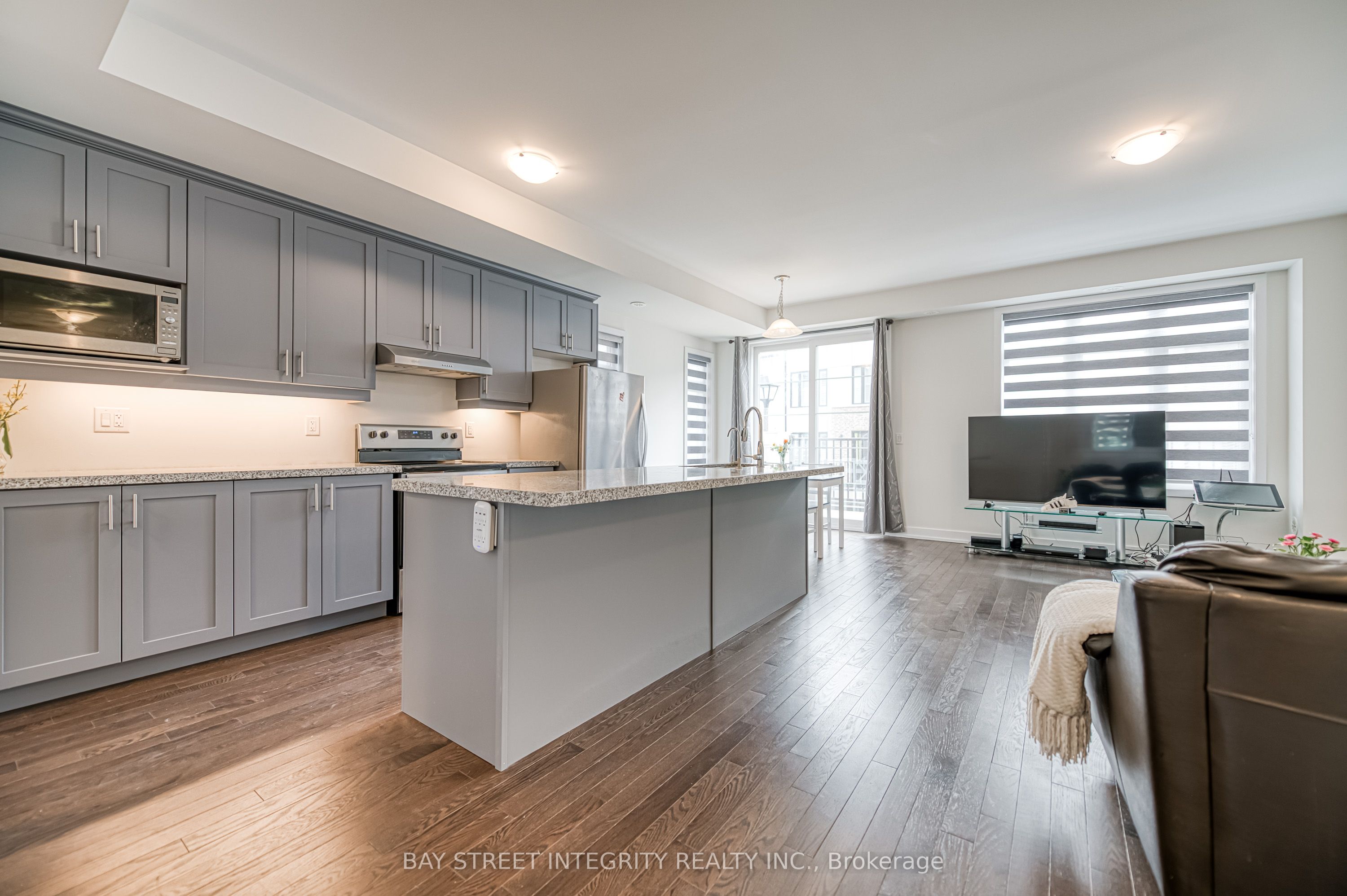 94 Guardhouse Crescent
