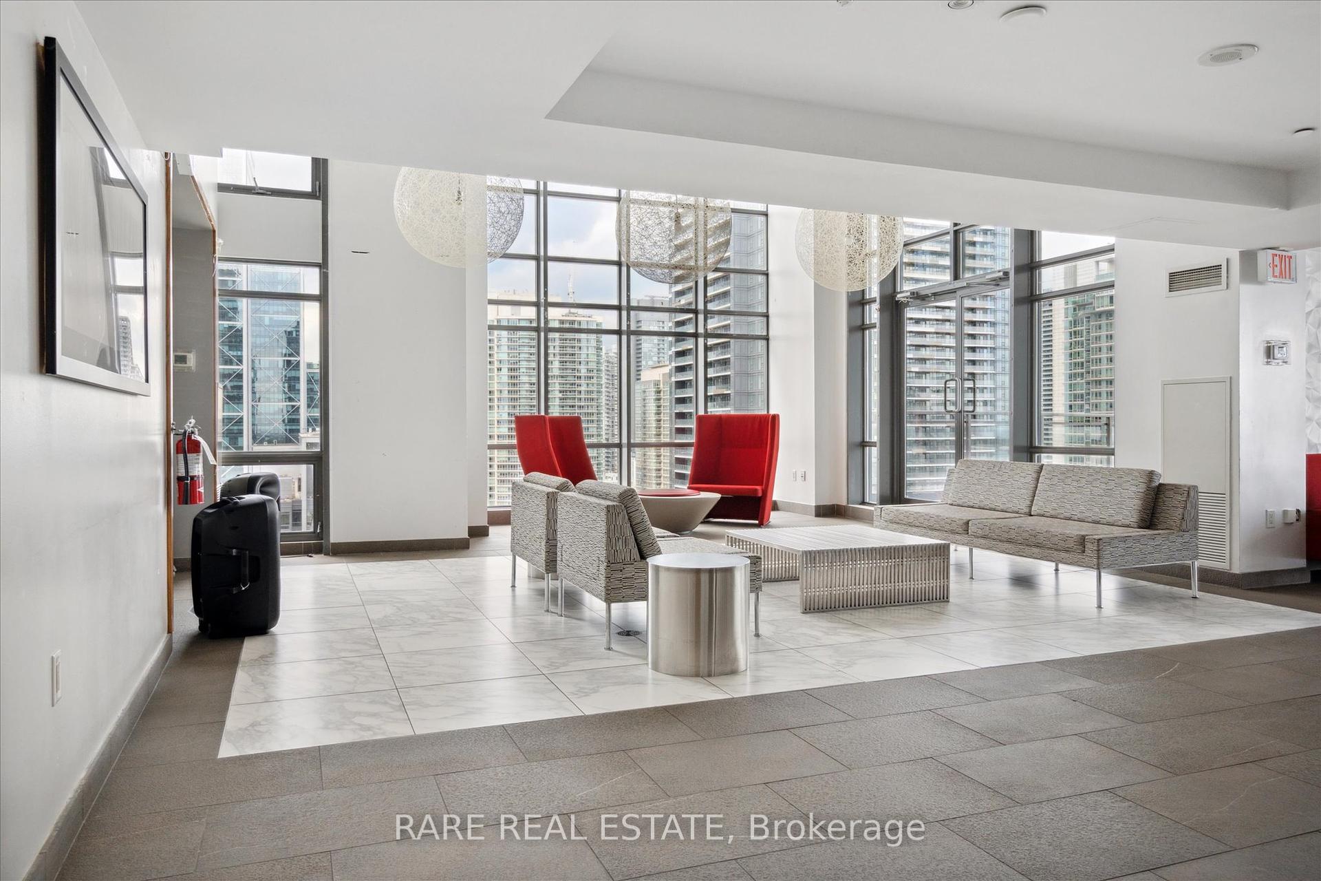 3 Bedrooms Condo at 11 Brunel, Toronto For sale