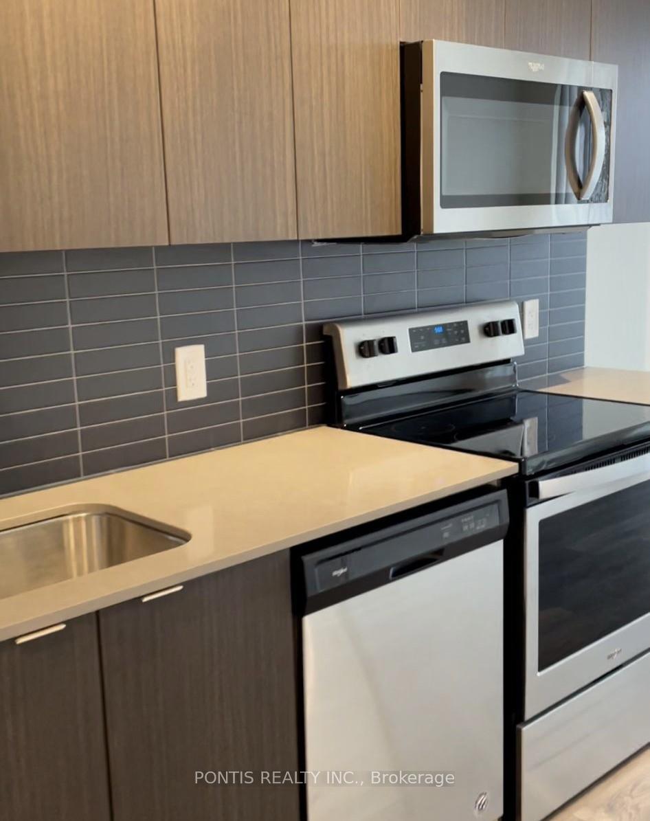 1 Bedroom Condo at 3237 Bayview, Toronto For sale