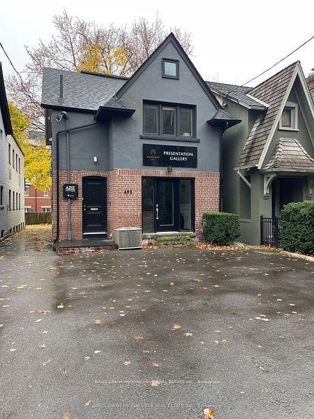 493 Davenport