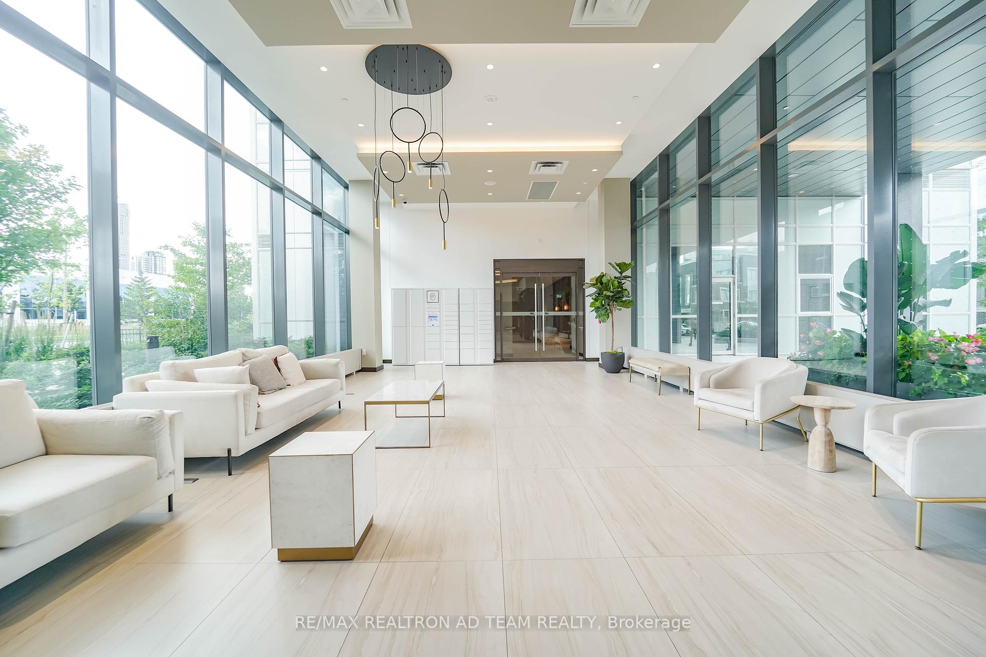 Condo at 10 Honeycrisp, Vaughan For sale