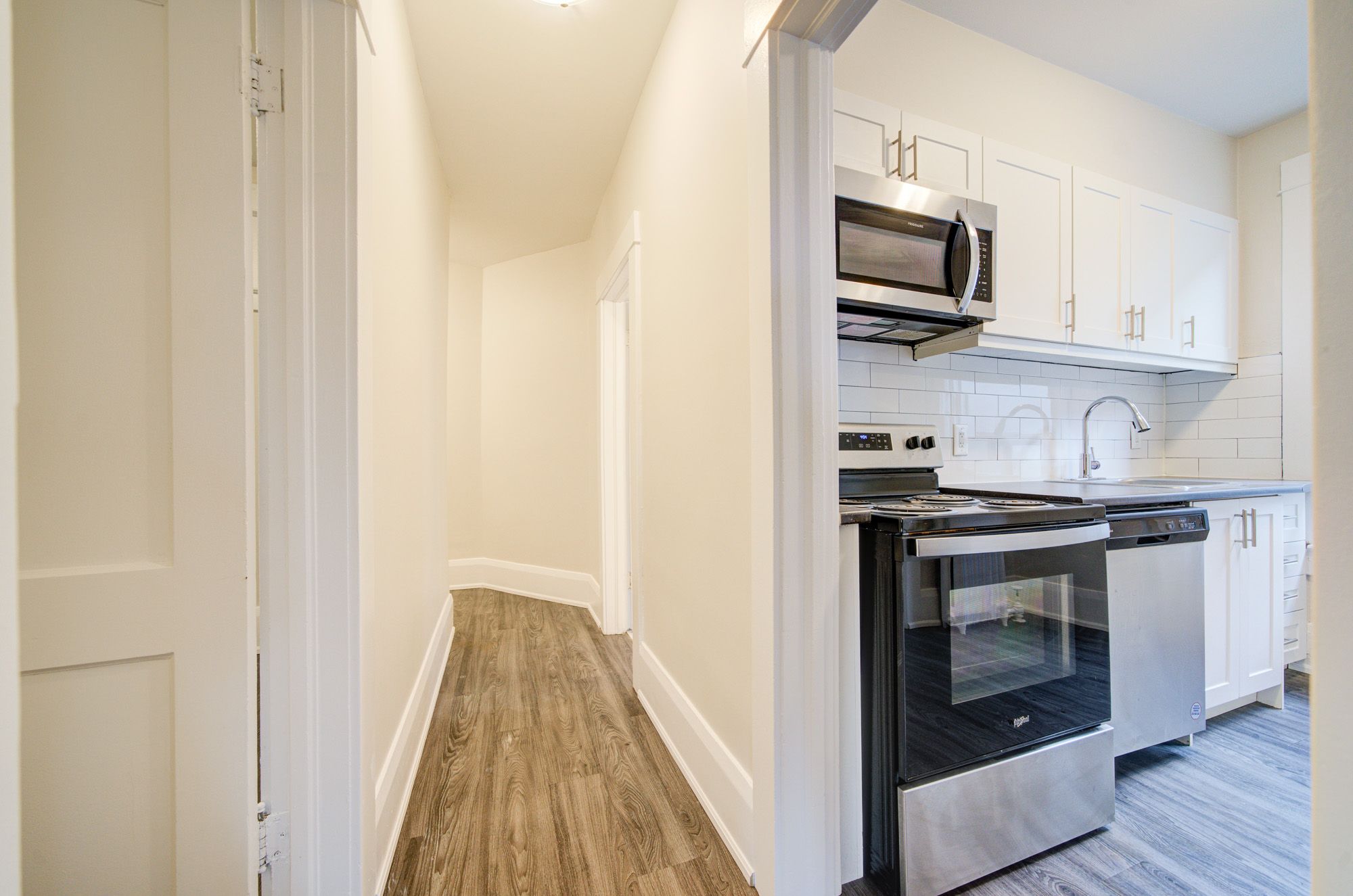 1074 St Clair Avenue W 2