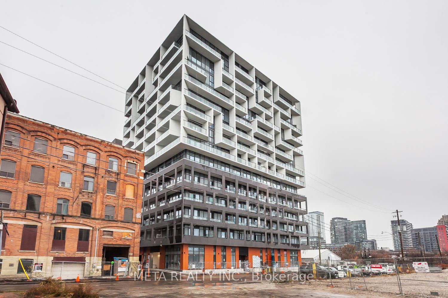 2 Bedrooms Condo at 9 Tecumseth, Toronto For sale