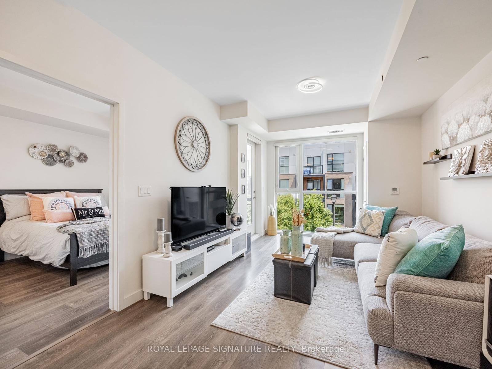 1 Bedroom Condo at 210 Sabina, Oakville For sale
