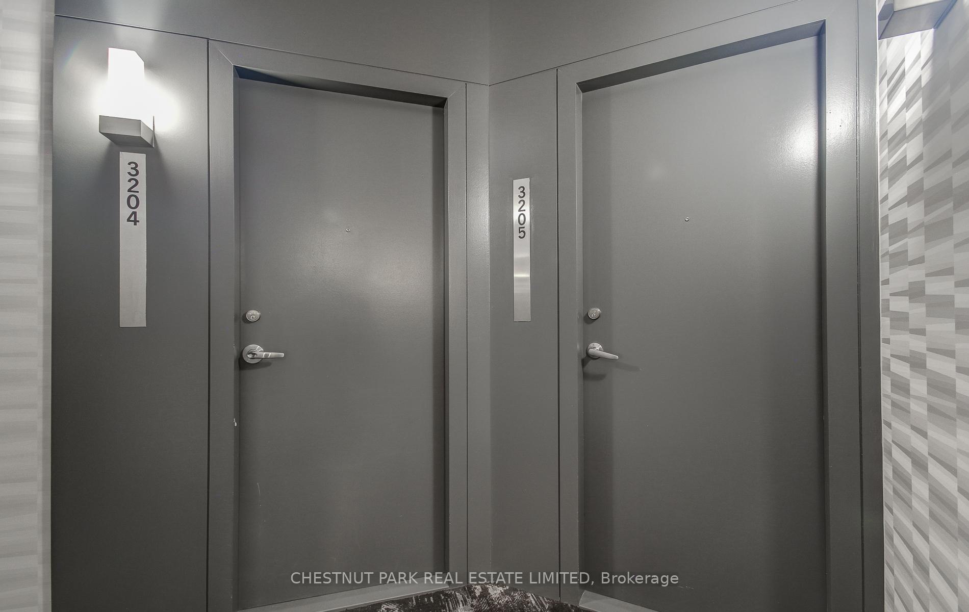 2 Bedrooms Condo at 25 Carlton, Toronto For sale