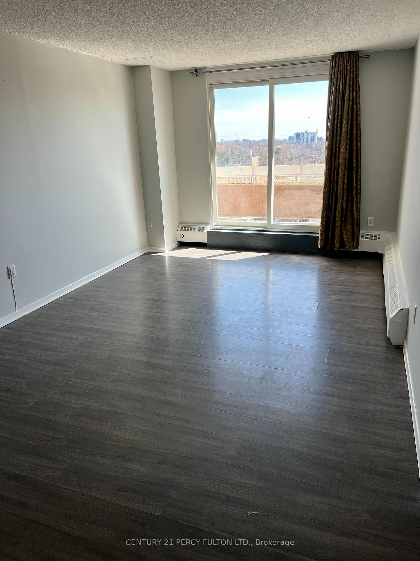 1 Bedroom Condo at 4645 Jane,  Toronto For sale