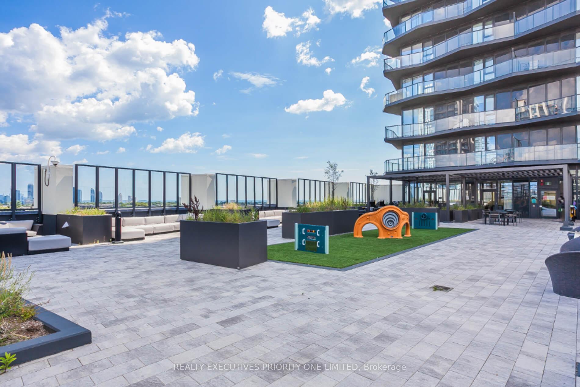 2 Bedrooms Co-op at 36 Zorra, Toronto For sale