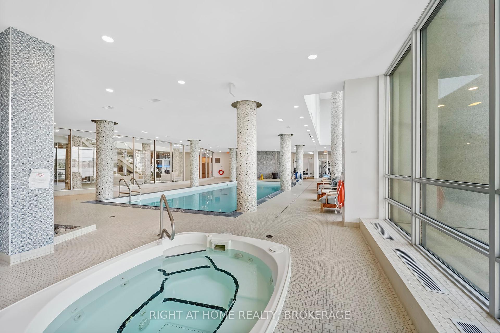 2 Bedrooms Condo at 15 Legion, Toronto For sale