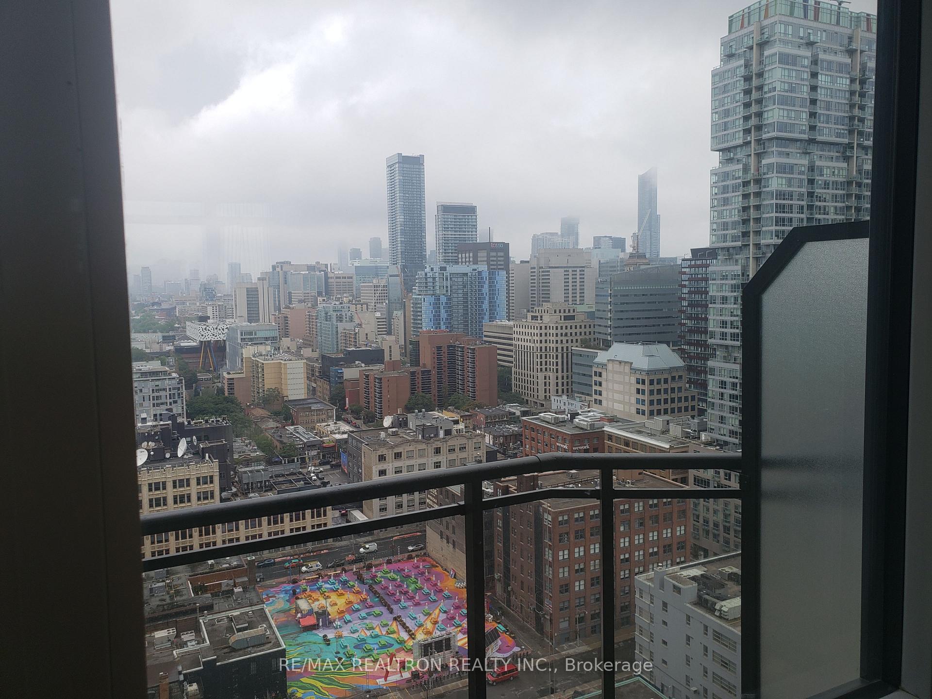 2 Bedrooms Condo at 99 John, Toronto For sale