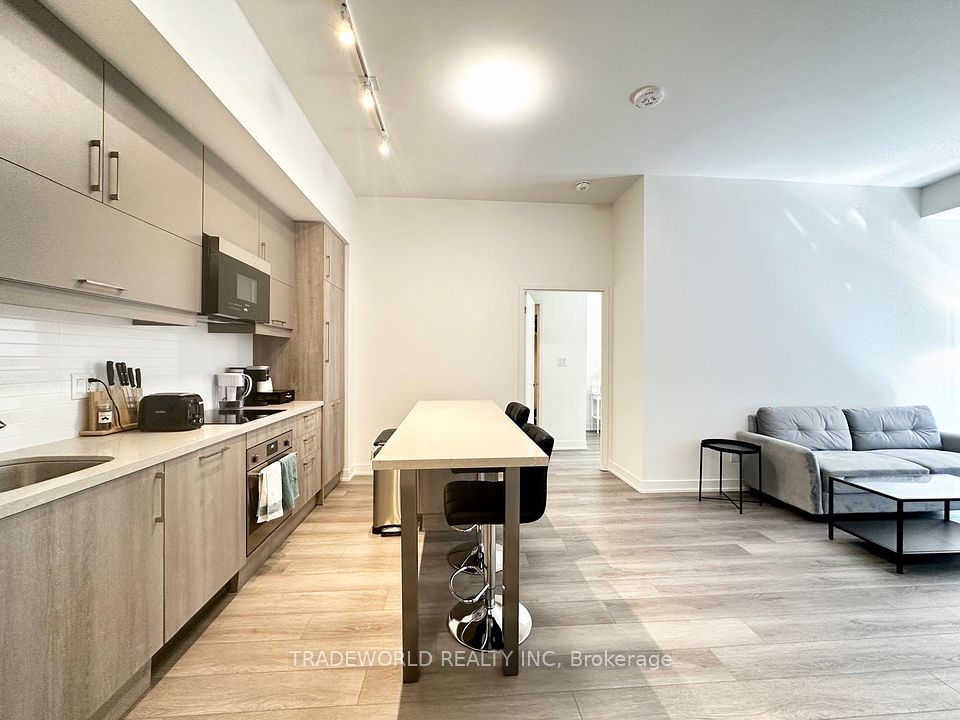 8119 Birchmount