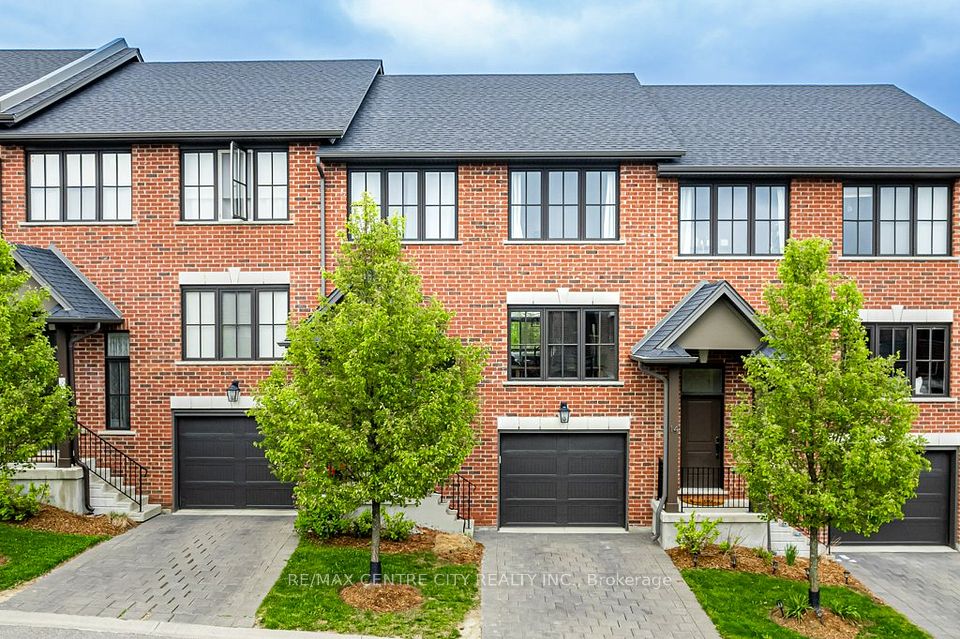 555 Sunningdale