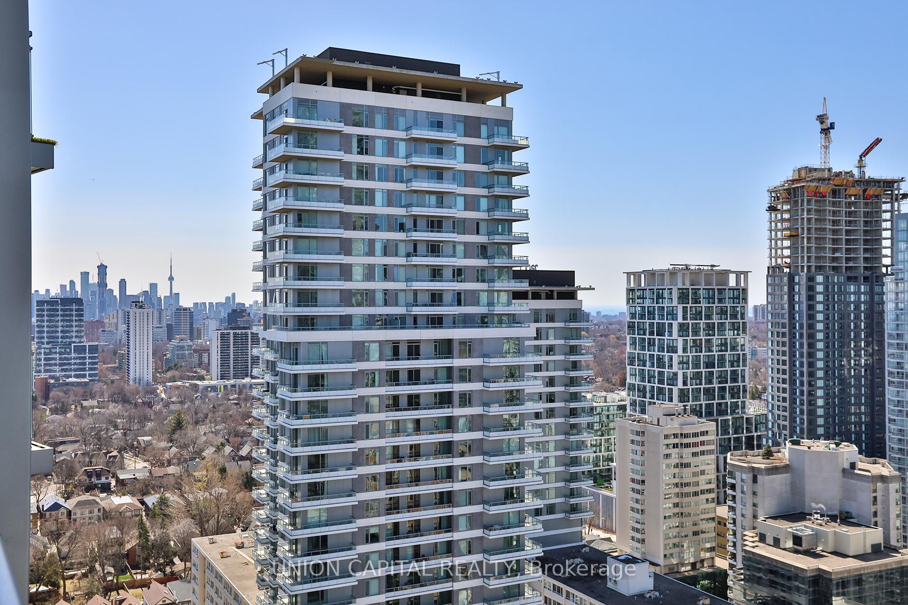 2 Bedrooms Condo at 89 Dunfield, Toronto For sale