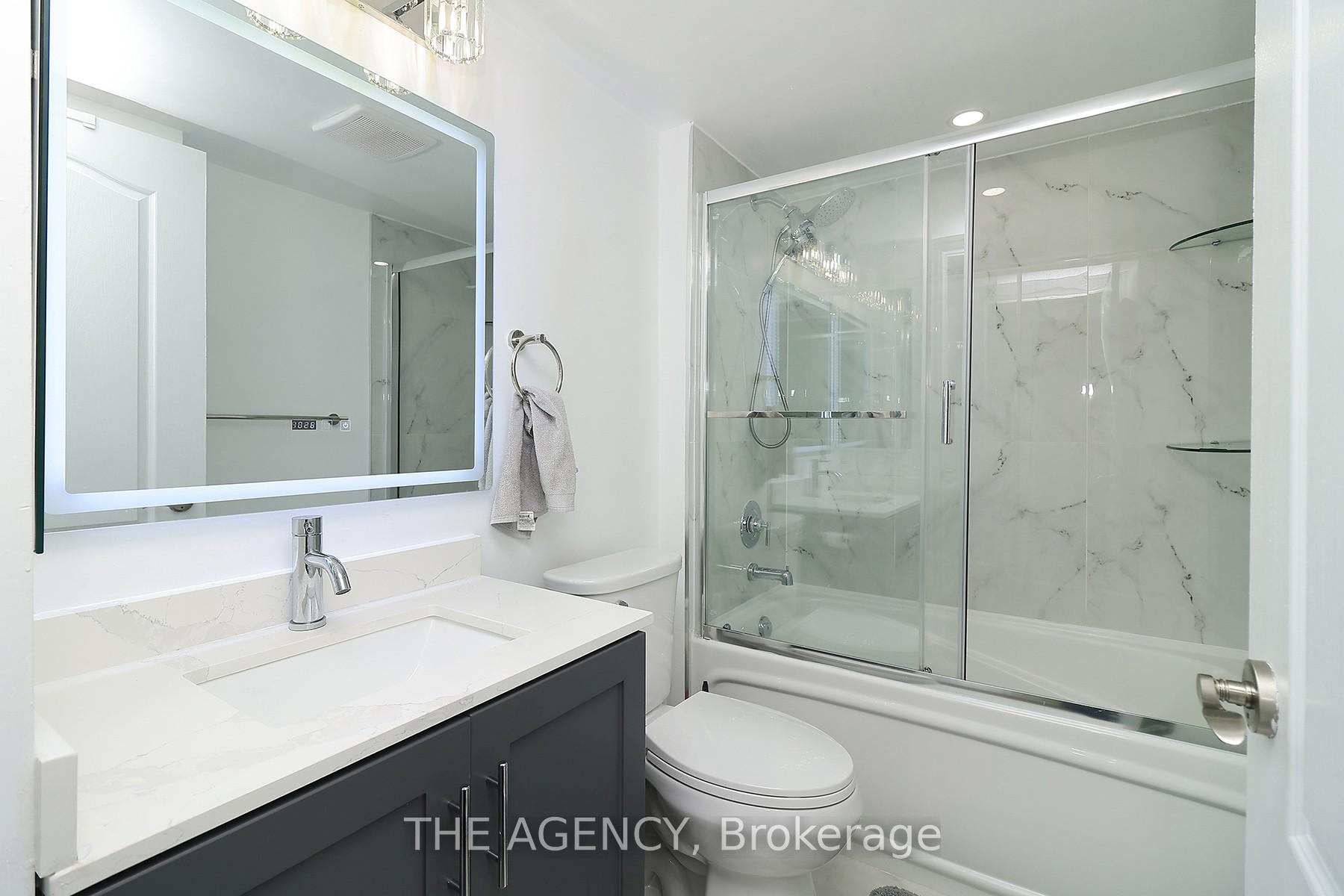 2 Bedrooms Condo at 2121 Lake Shore, Toronto For sale