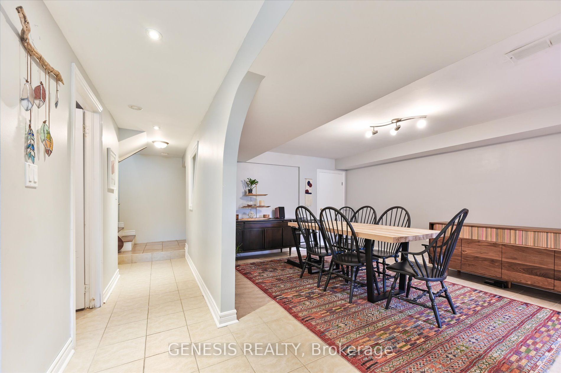 455 Caledonia Road