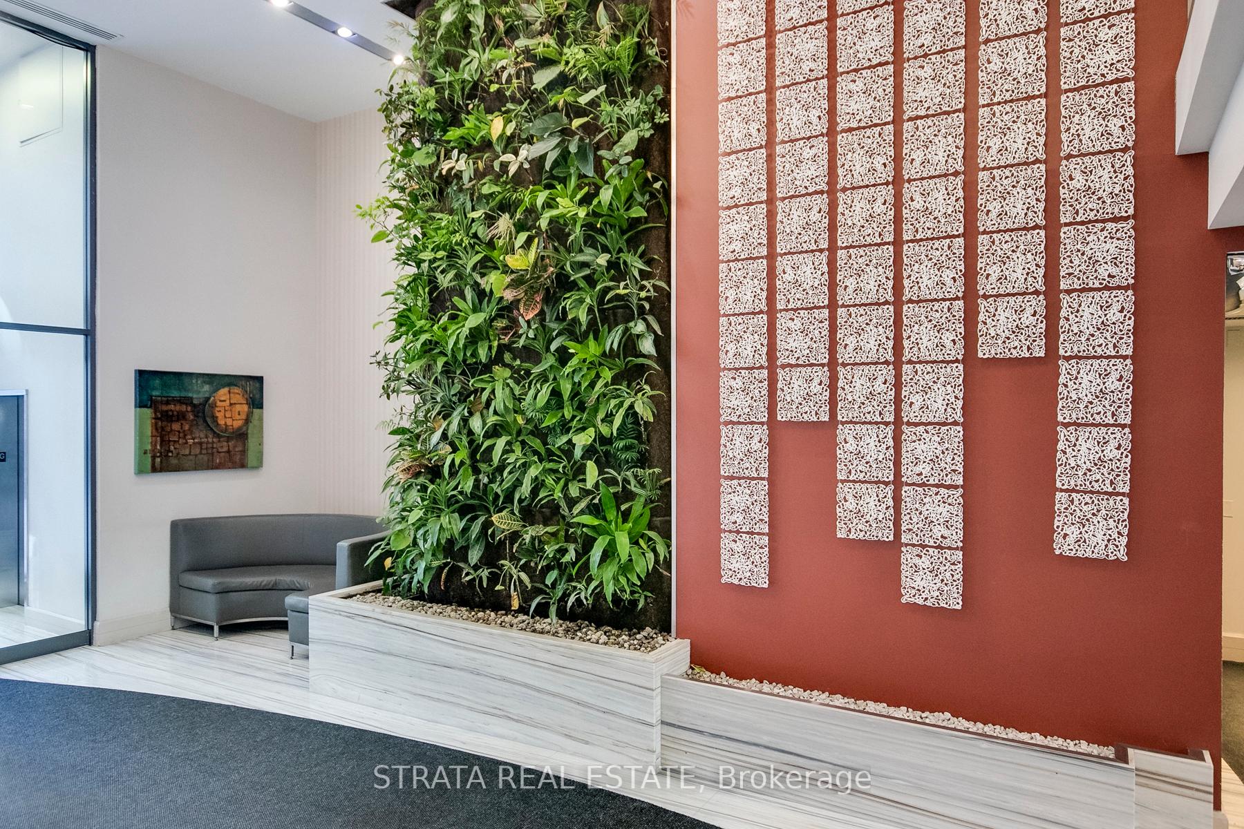 1 Bedroom Condo at 111 Elizabeth, Toronto For sale