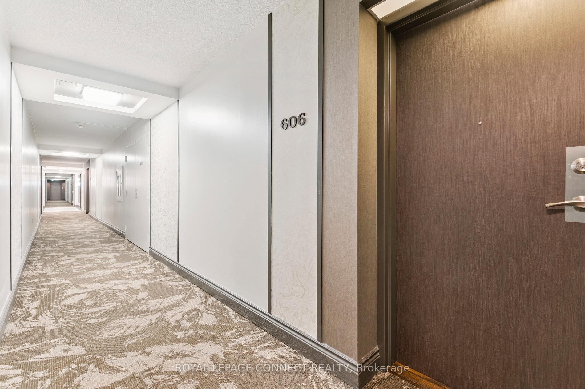 3 Bedrooms Condo at 80 Antibes, Toronto For sale
