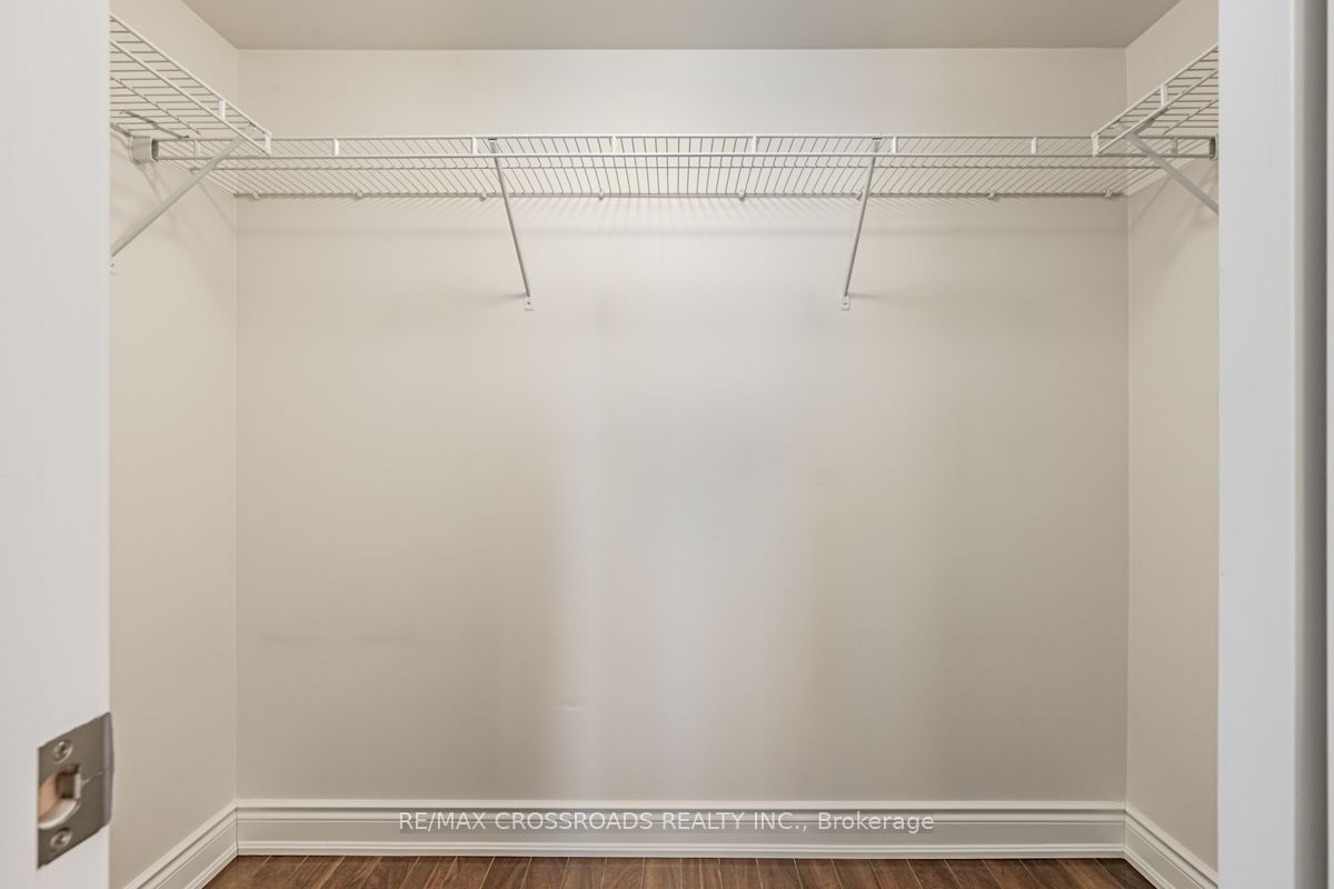 253 South Park Road, #909