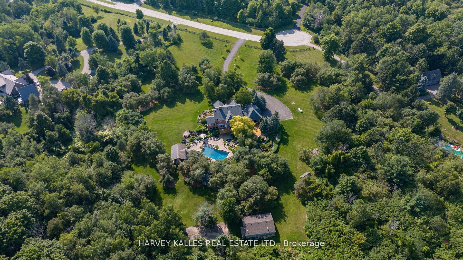 3 Rutland Hill Court