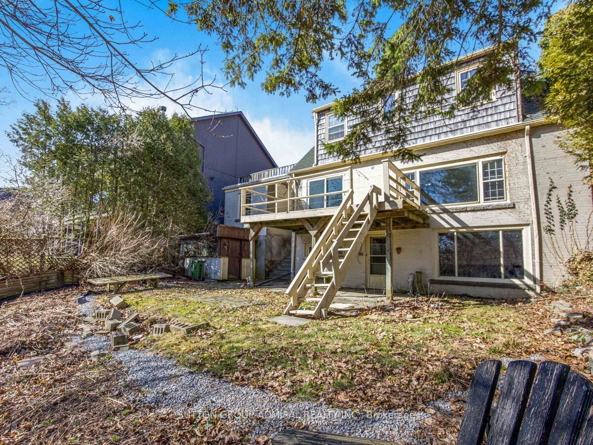 21 Fenwood Heights
