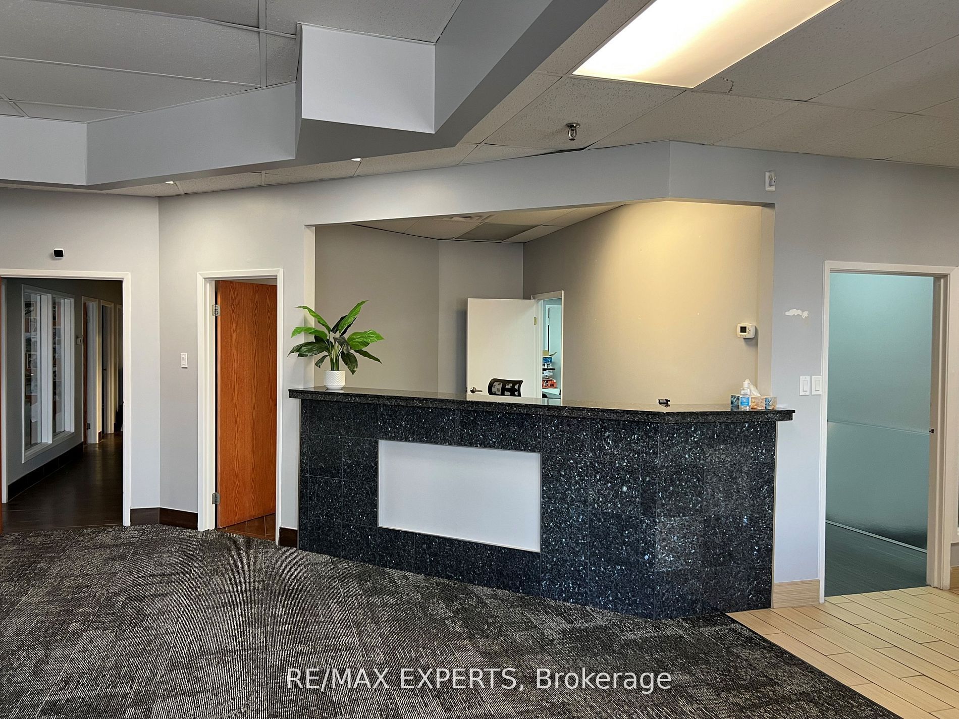 100 Marycroft Avenue 1G