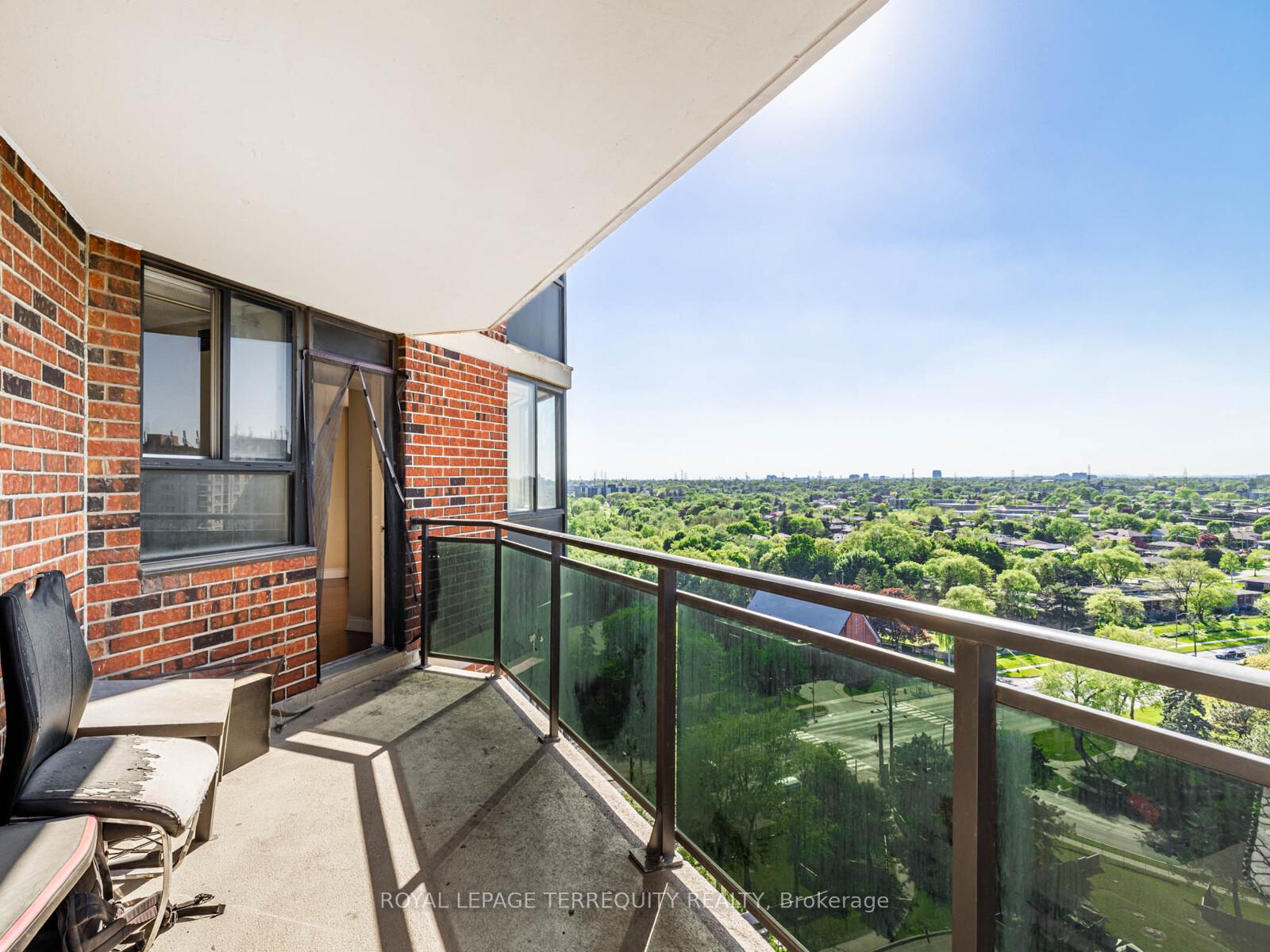 3 Bedrooms Condo at 234 Albion, Toronto For sale