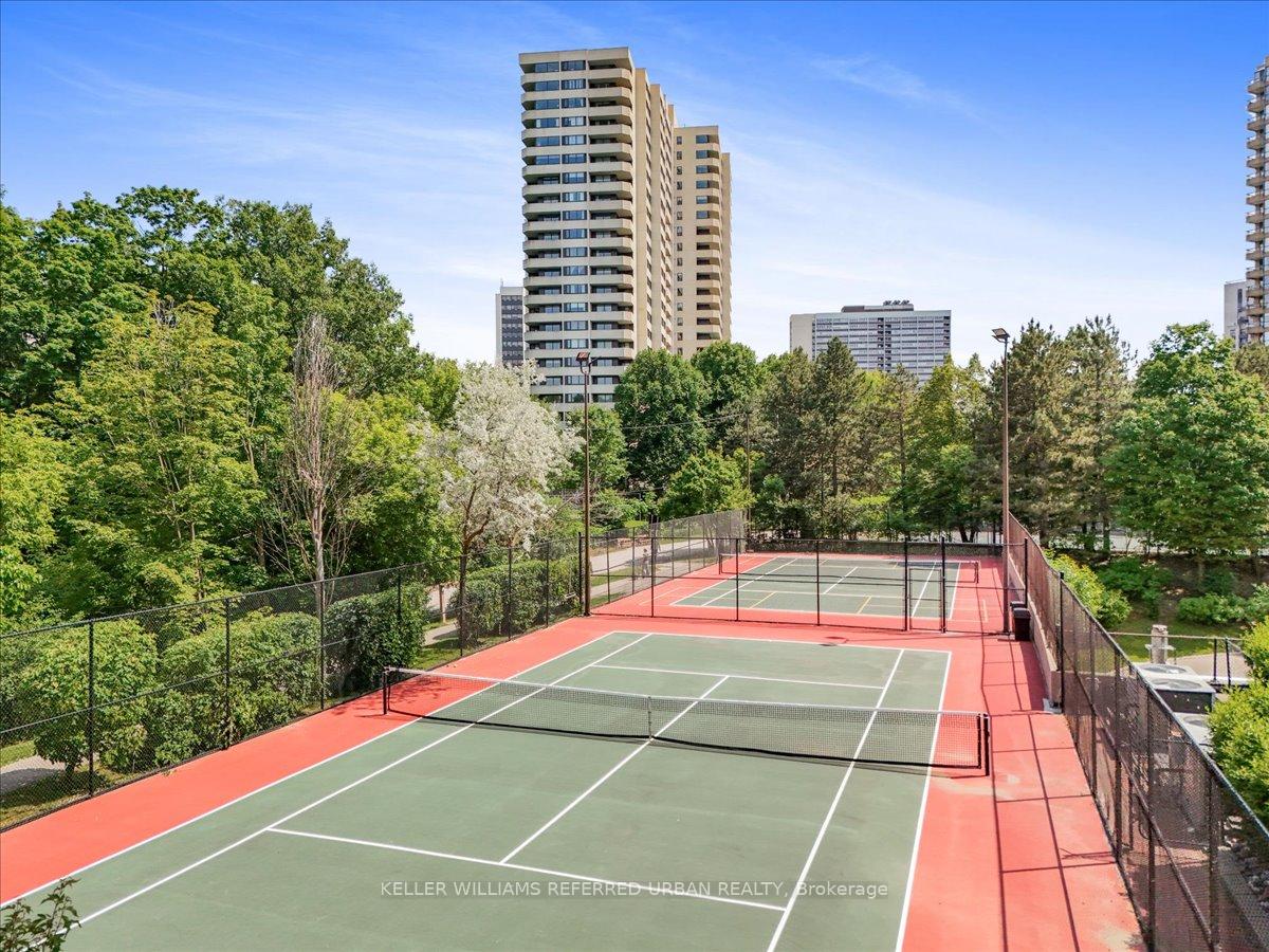 1 Bedroom Condo at 5 Concorde, Toronto For sale