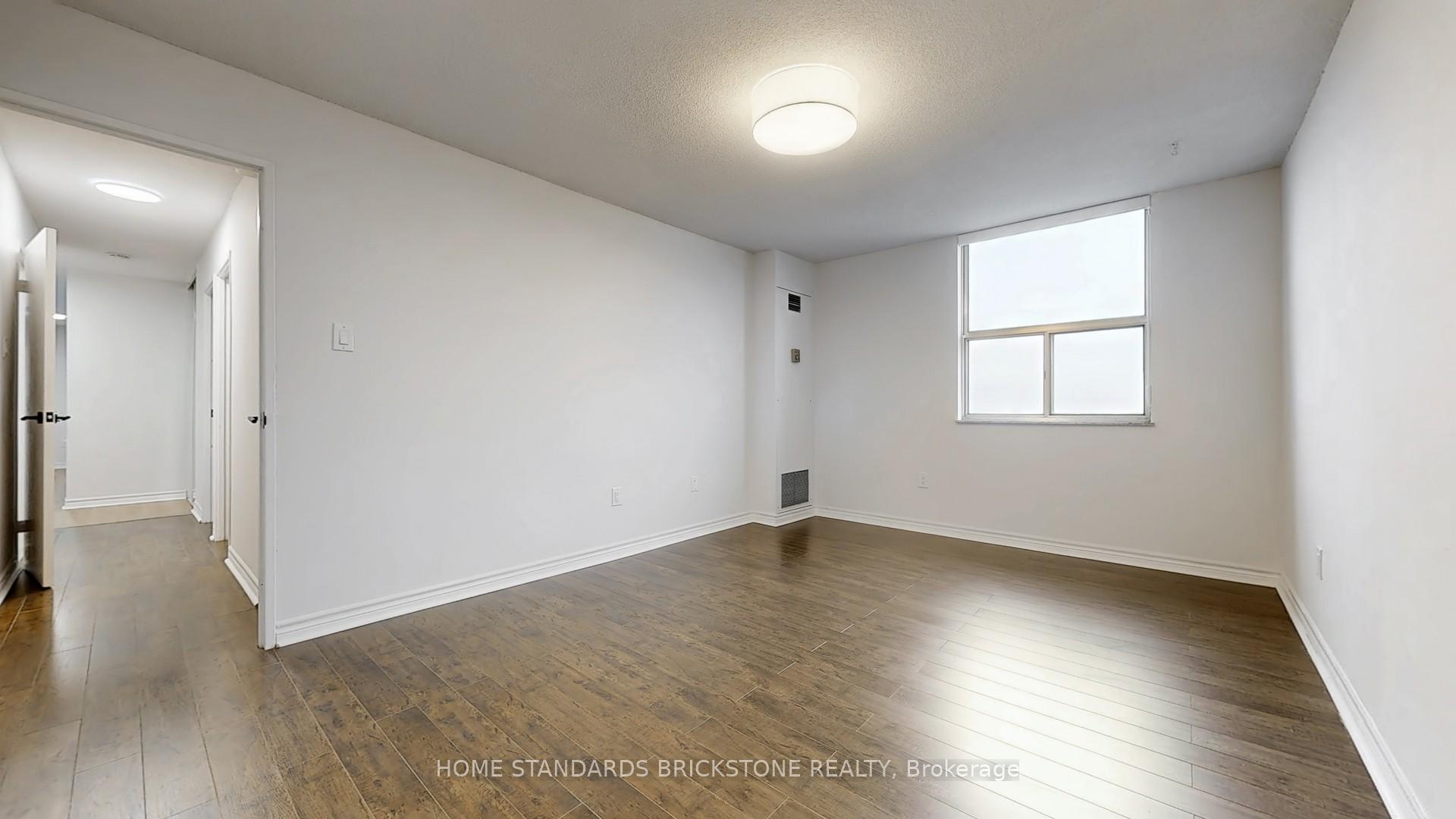 3 Bedrooms Condo at 205 Hilda, Toronto For sale