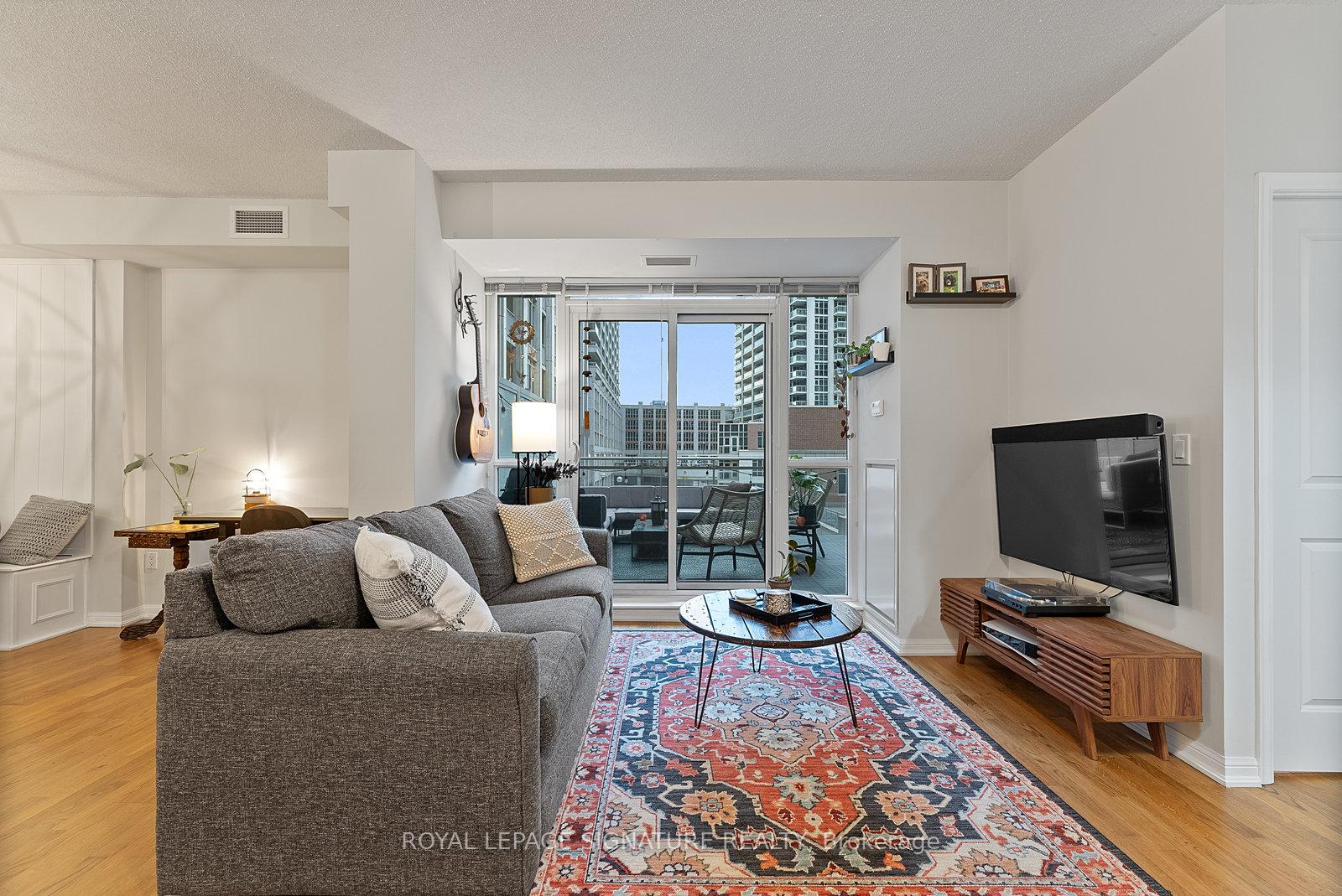 1 Bedroom Condo at 628 Fleet, Toronto For sale