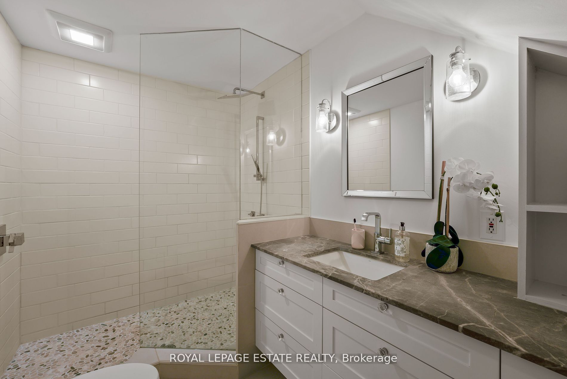 6641 Main Street, Whitchurch-Stouffville Stouffville