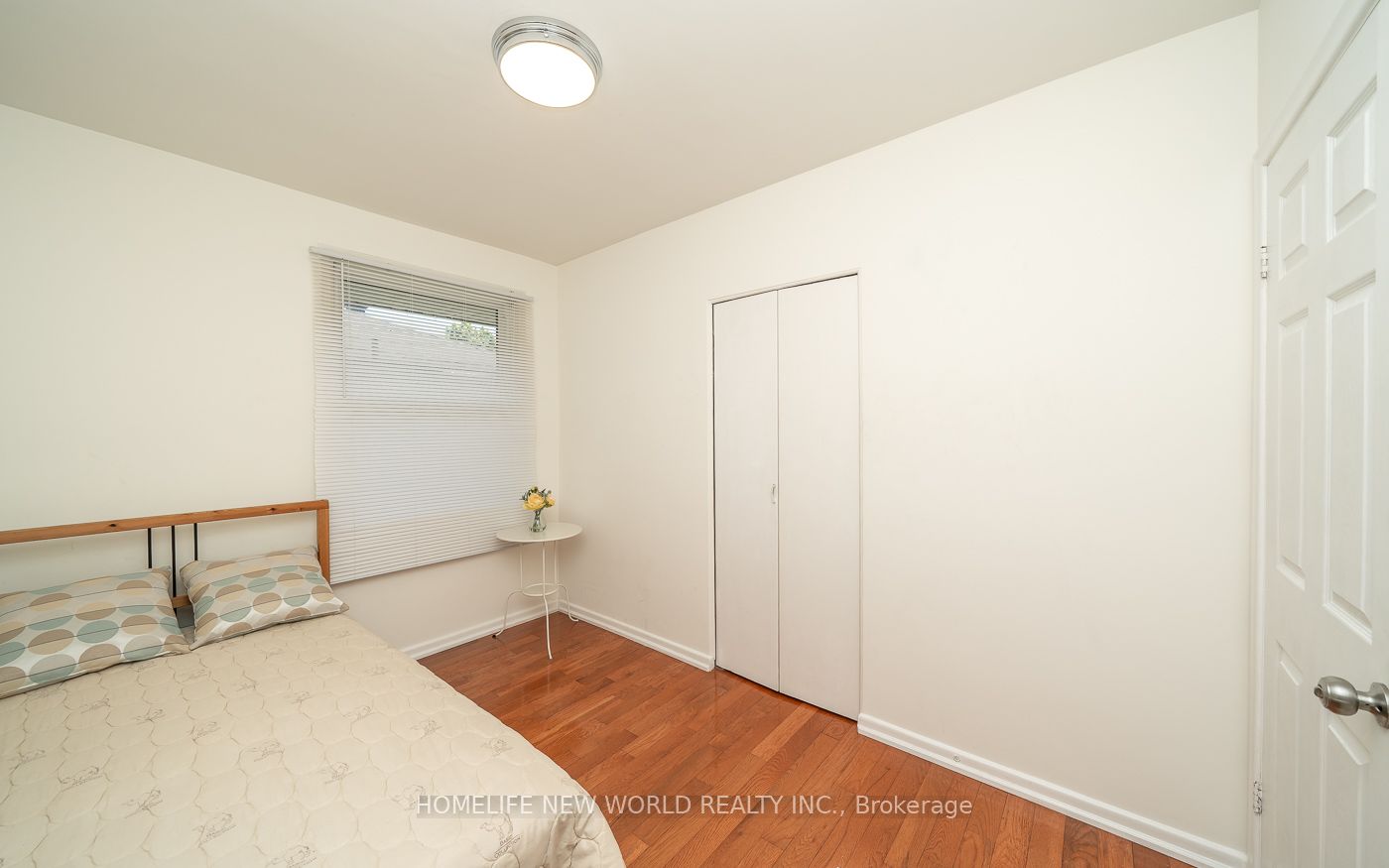 17 Savarin Street