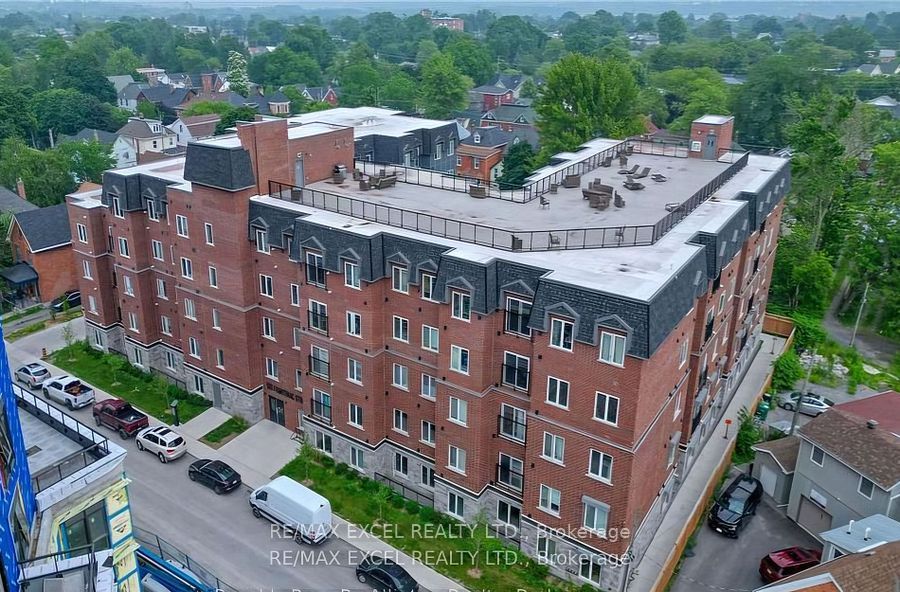 501 Frontenac