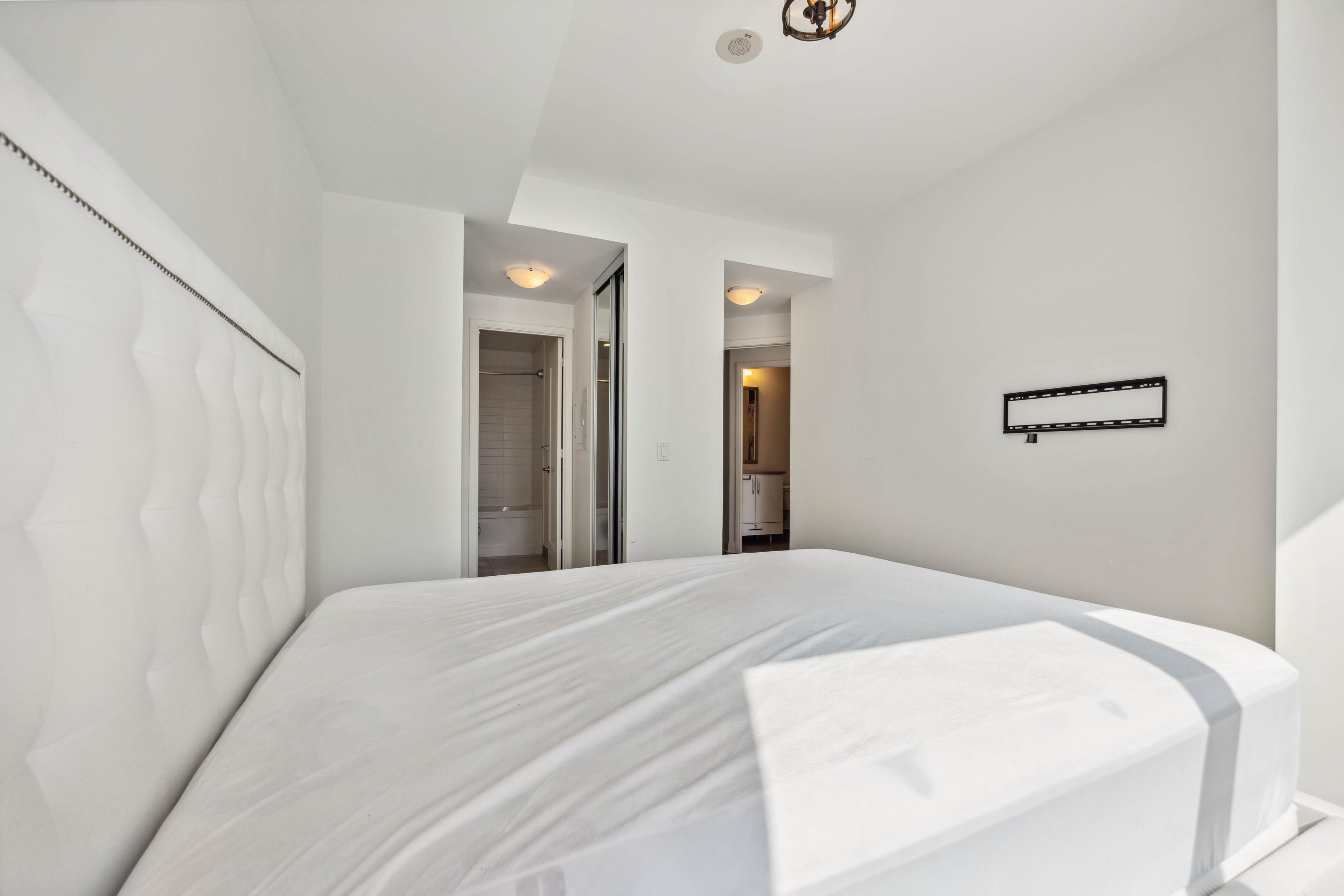 825 Church Street 1707