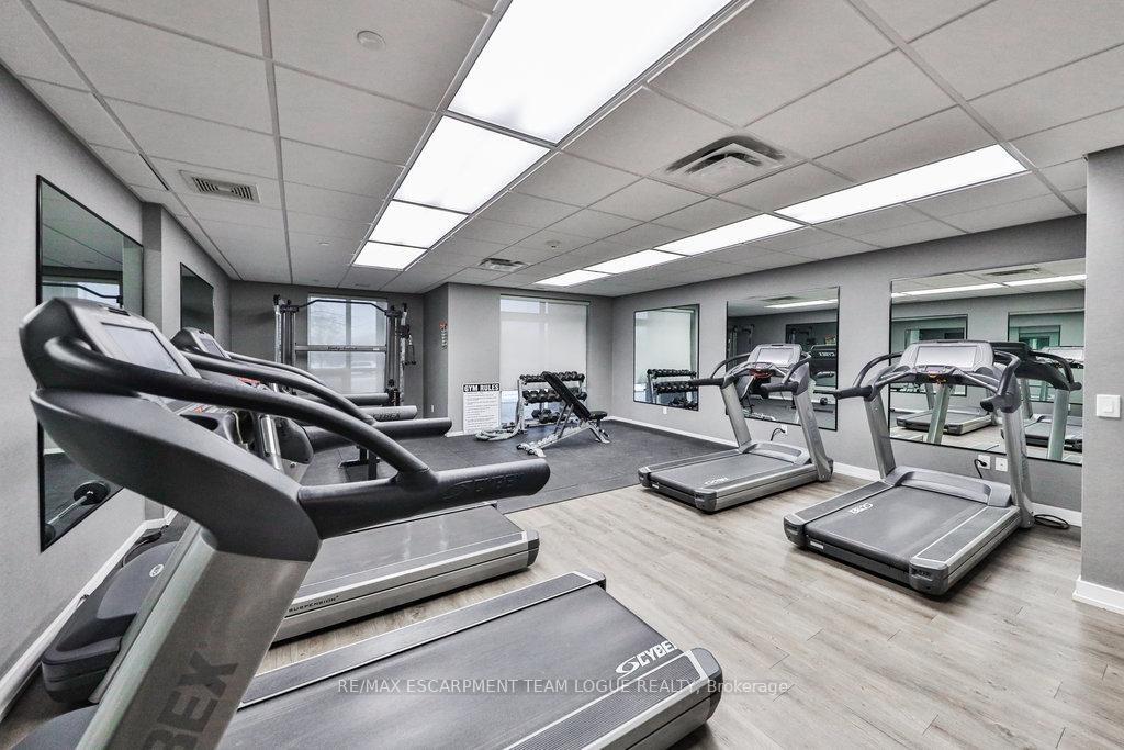 1 Bedroom Condo at 2490 Old Bronte,  Oakville For sale