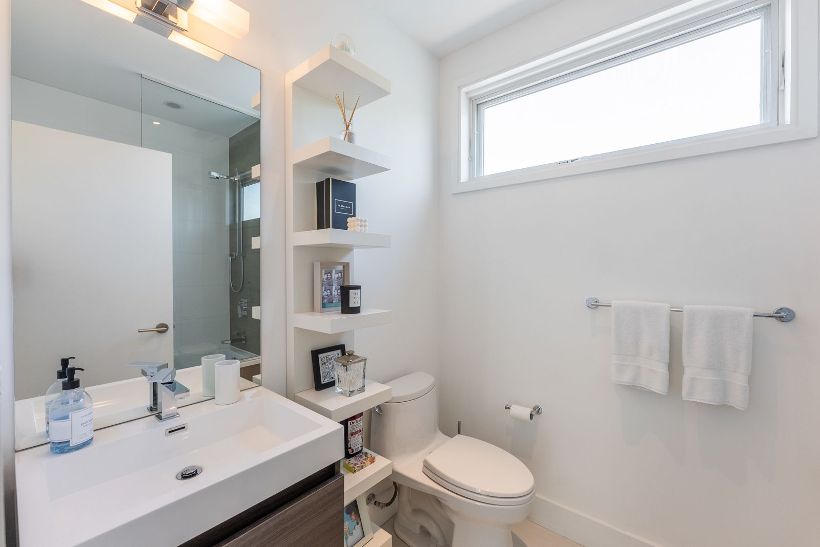 13 Barfield Avenue