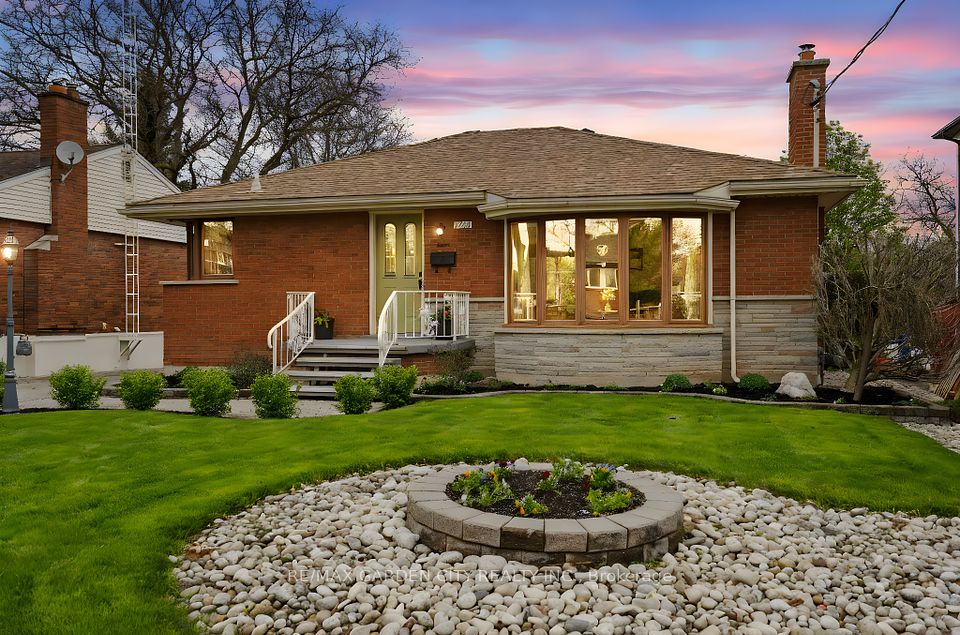 1415 Mountain Grove