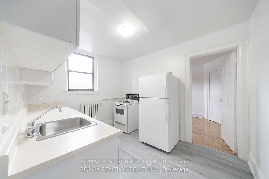 6 Kingston Road, #56