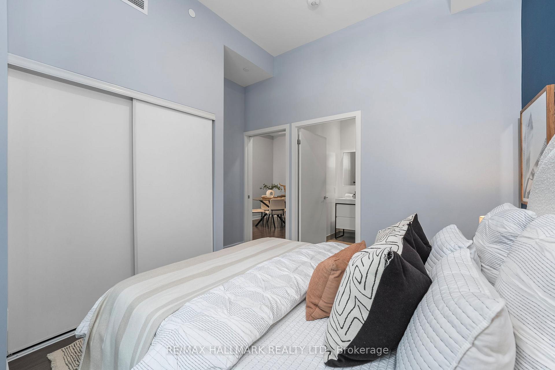 2 Bedrooms Condo at 150 Logan, Toronto For sale