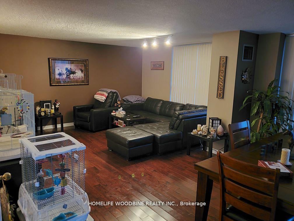 2 Bedrooms Condo at 600 Rexdale, Toronto For sale