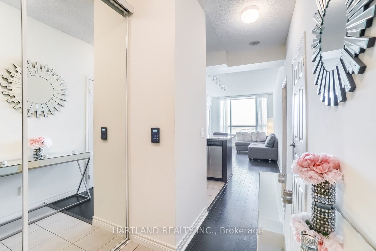 #1901 - 339 Rathburn Road, Mississauga, ON L5B 0K6