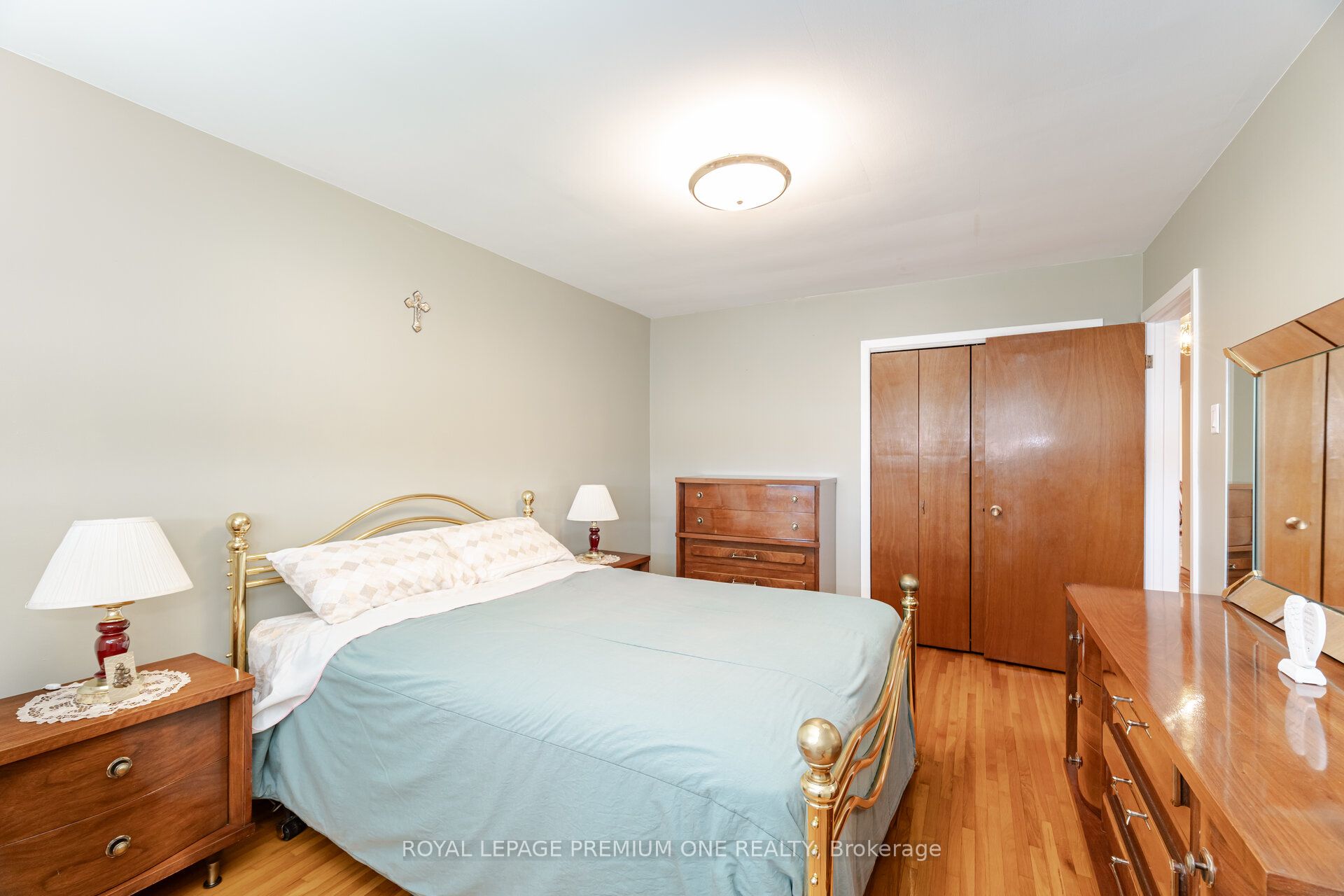 128 Hullmar Drive