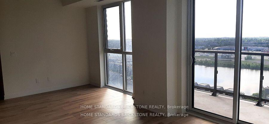 2 Bedrooms Condo at 335 wheat boom, Oakville For sale