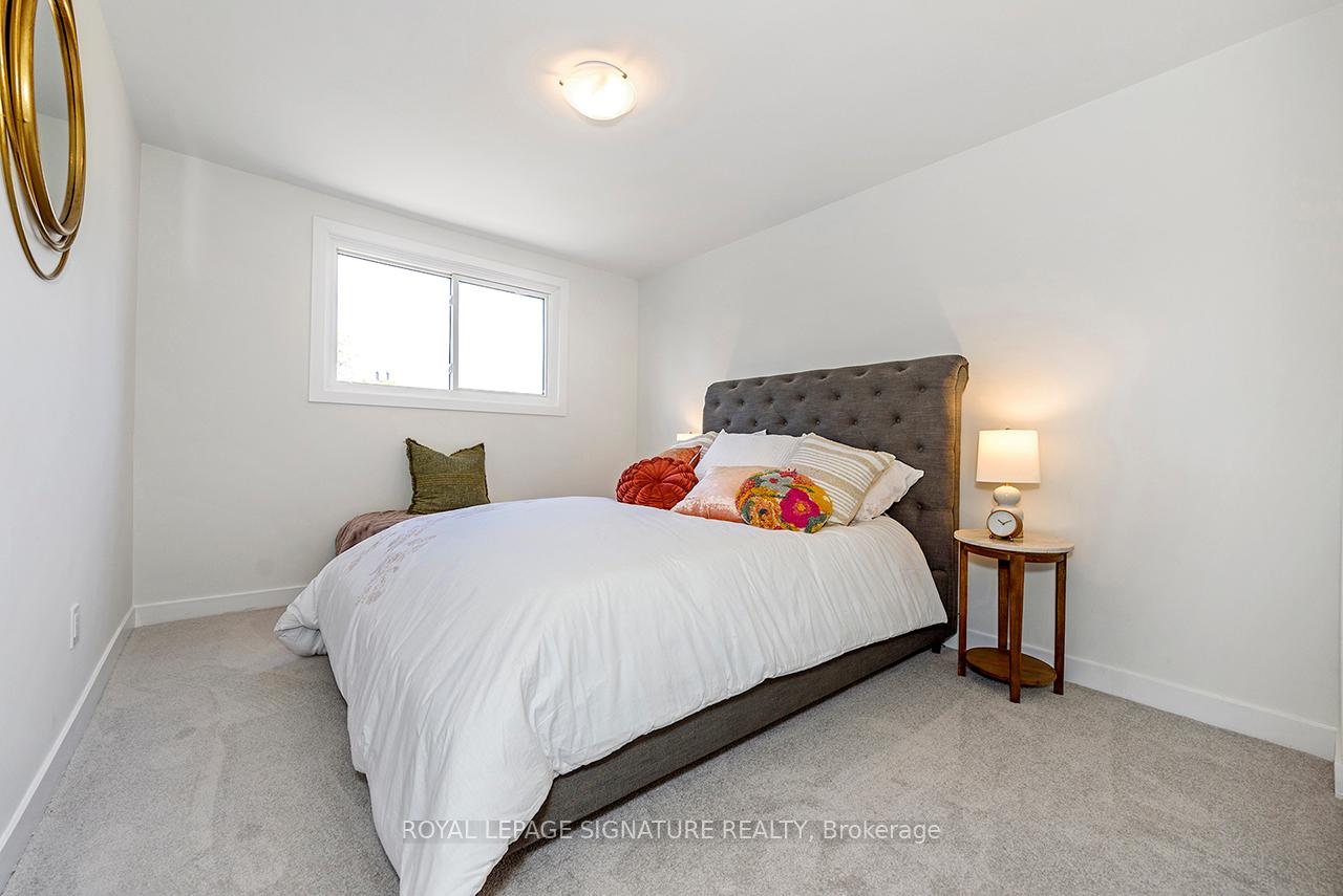 3 Bedrooms Condo at 1444 Upper Ottawa, Hamilton For sale