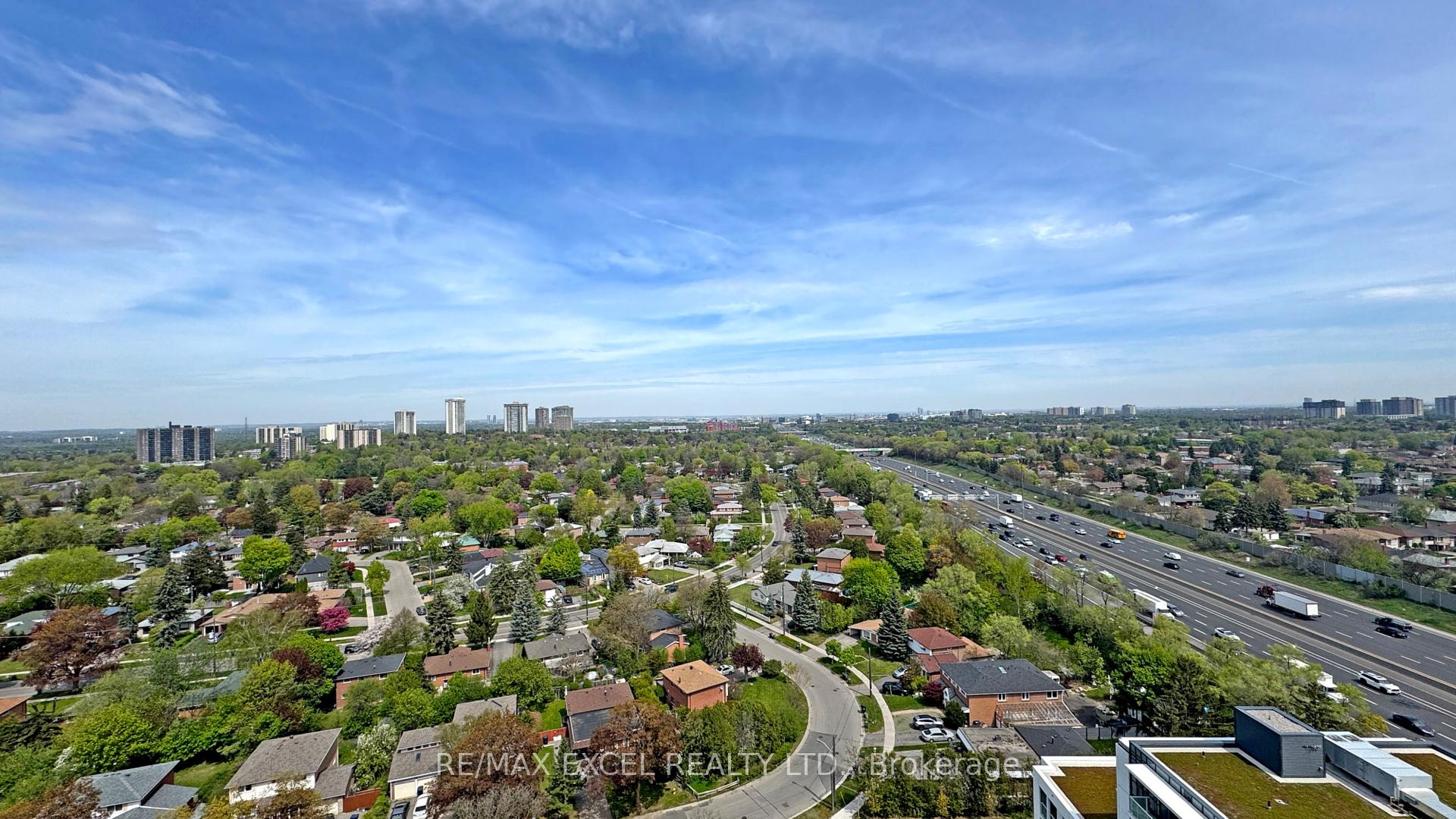 2 Bedrooms Condo at 180 Fairview Mall, Toronto For sale