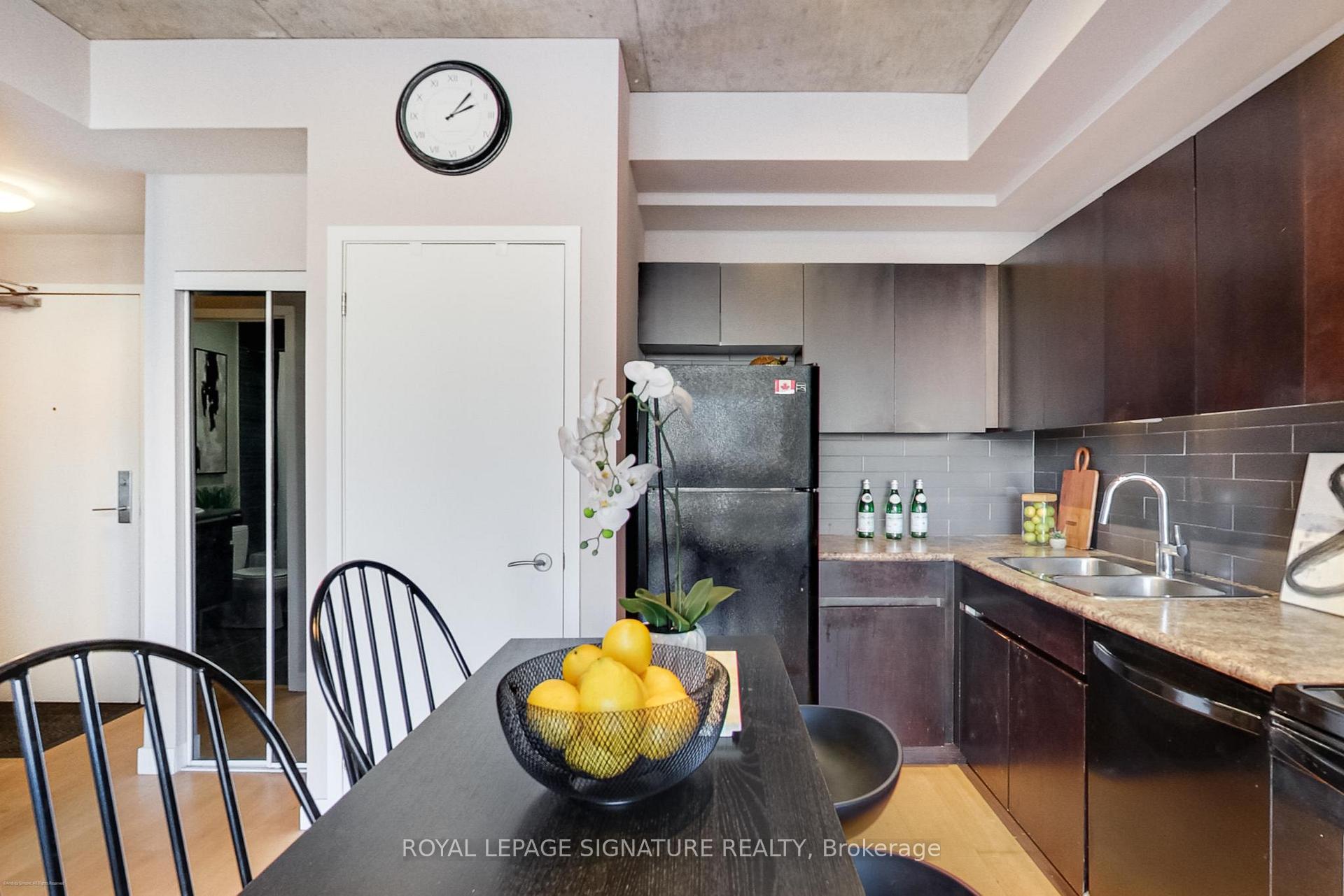 1 Bedroom Condo at 38 Niagara, Toronto For sale