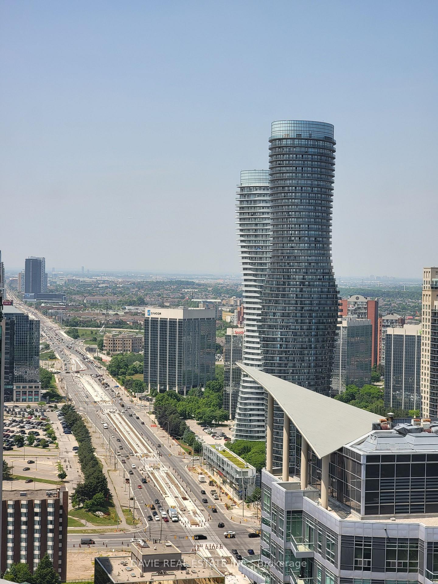 2 Bedrooms Condo at 30 Elm, Mississauga For sale